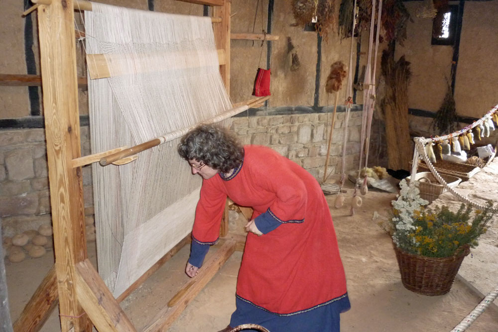 Goldene Aue - Tuchmacherei in der Königspfalz Tilleda