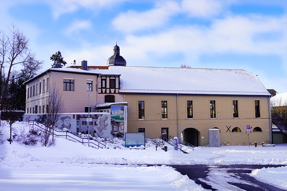 Lutherstadt Eisleben - Alte Malzscheune im Winter