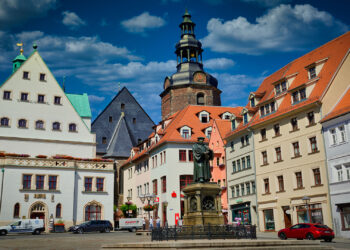 Lutherstadt Eisleben - Markt mit Lutherdenkmal