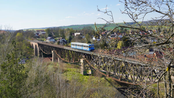 Wipperliese auf dem Hasselbachviadukt